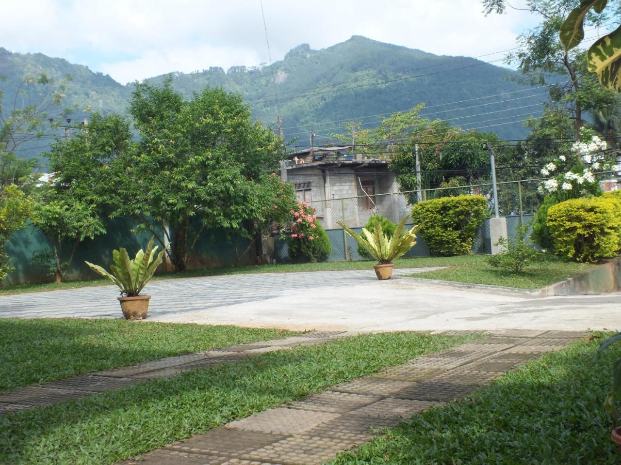 Hillsview Rest & Guest House Matale Exteriér fotografie