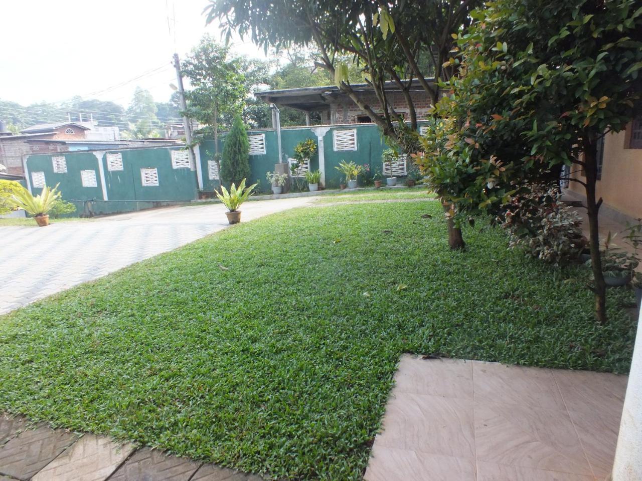 Hillsview Rest & Guest House Matale Exteriér fotografie